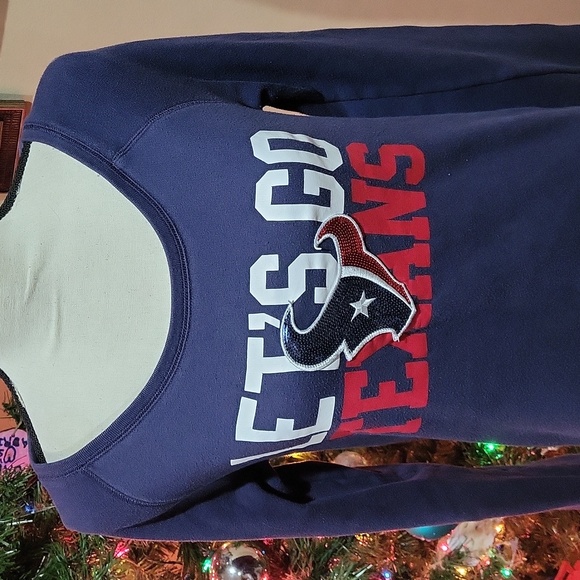 Victoria's Secret PINK Sweater - Picture 2 of 13